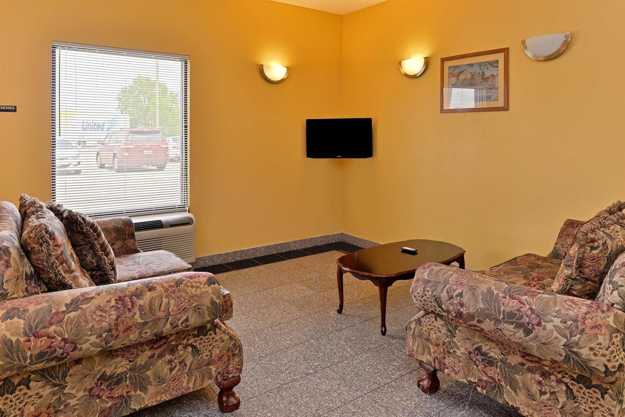 Executive Inn & Suites Breaux Bridge, La ภายนอก รูปภาพ